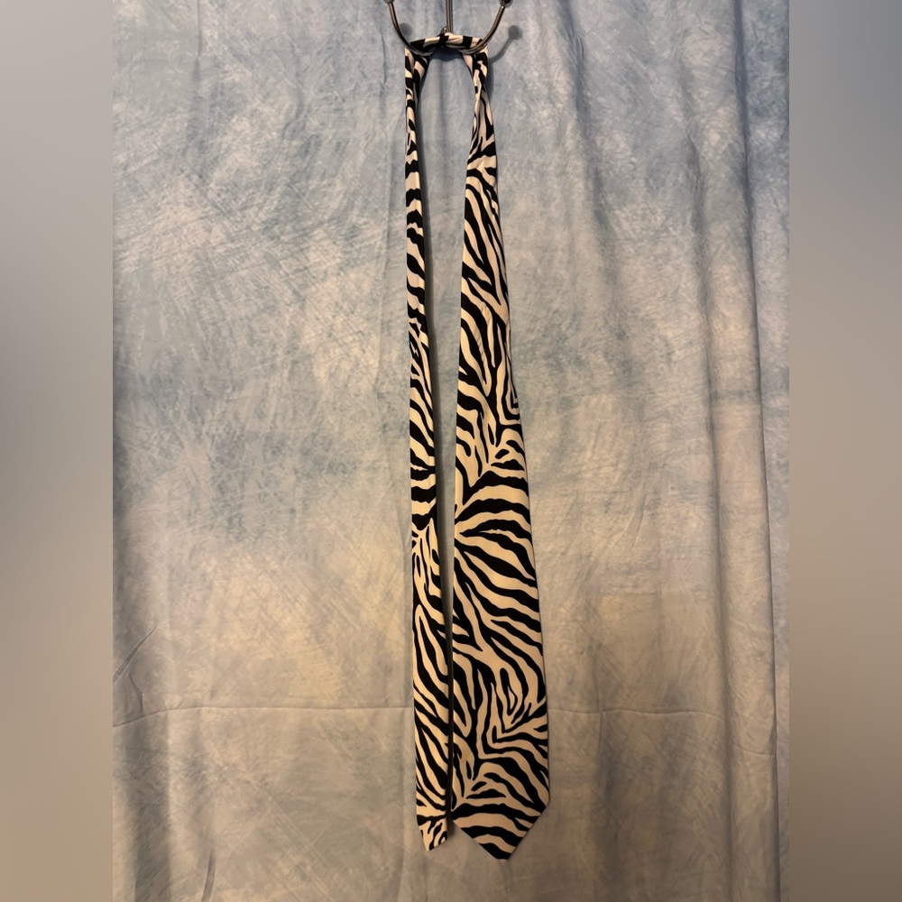 Zebra Print Tie
